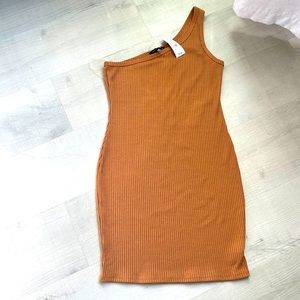 Kendall & Kyle- Coral color